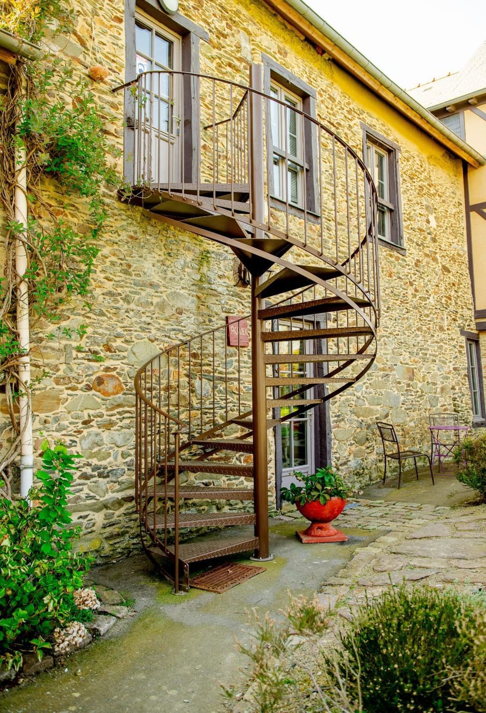 Property building, Facade/entrance