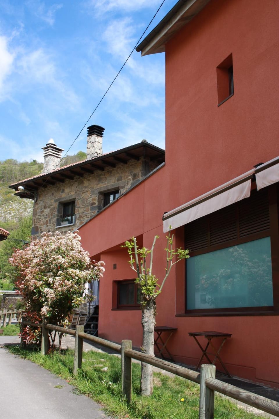 Property building, Day