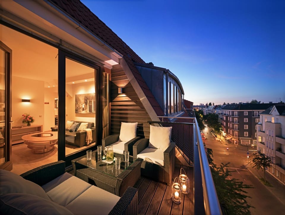 Balcony/Terrace, Living room