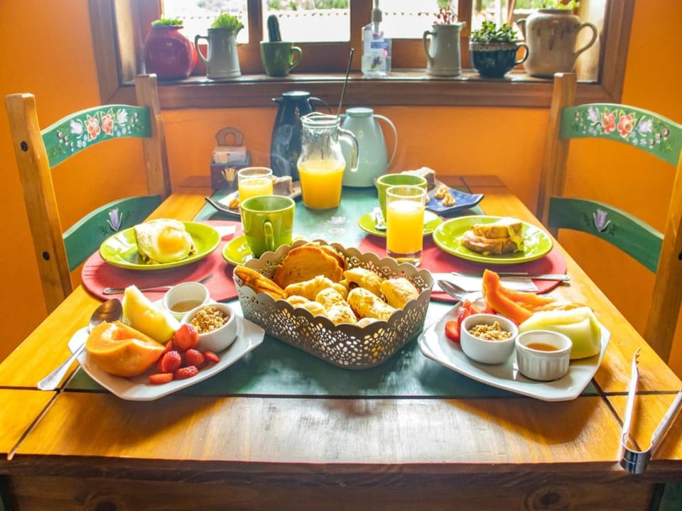 Food and drinks, Food, Breakfast, Continental breakfast, Drinks