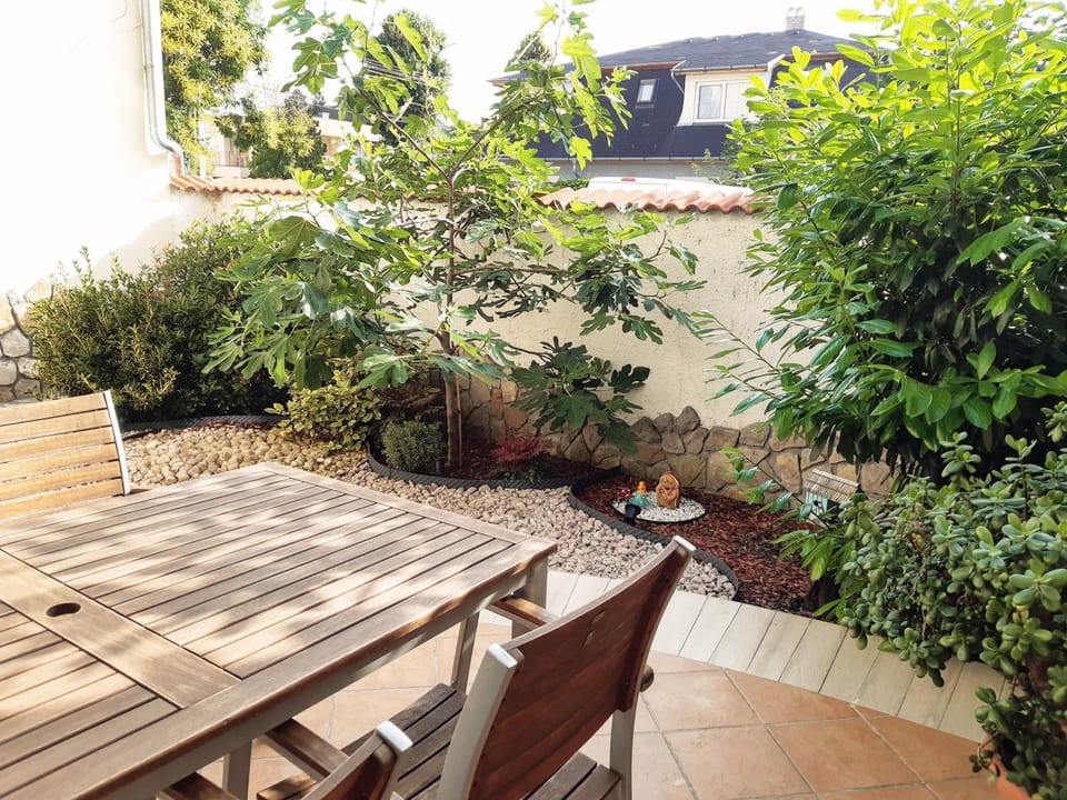 Patio, Balcony/Terrace