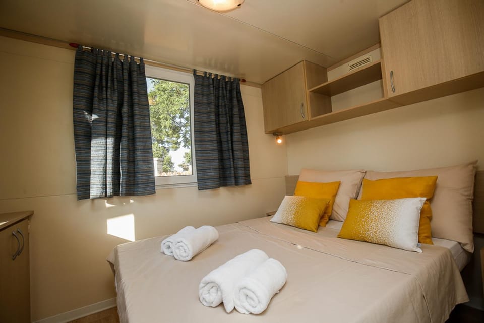 Mobile Homes Dvor House in Istria County
