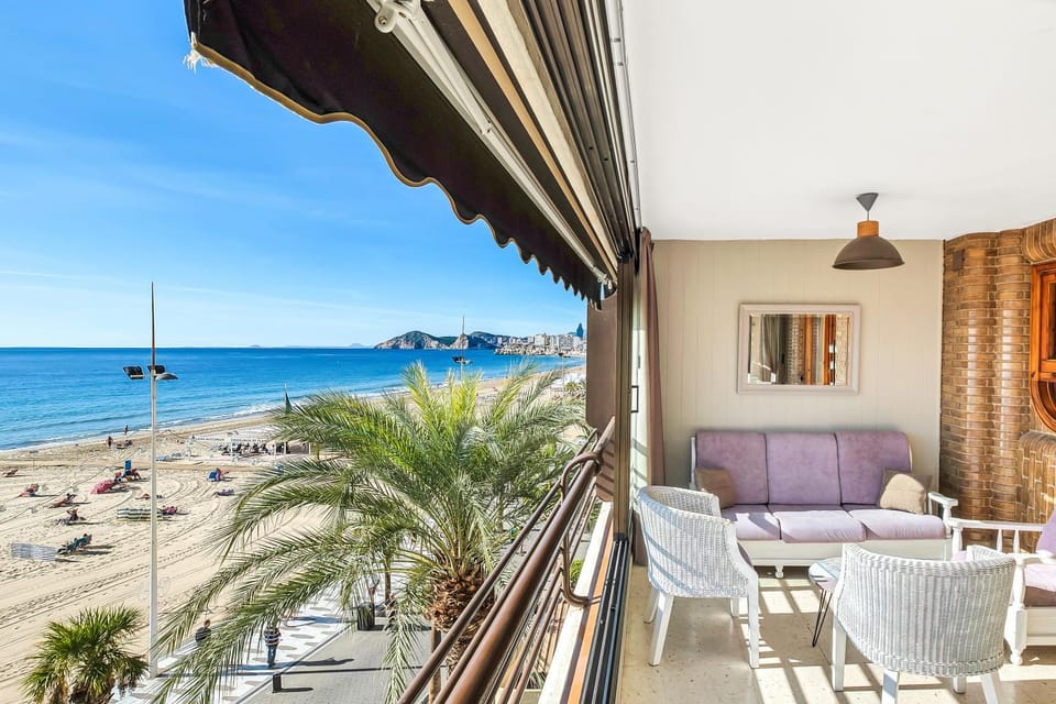 Off site, Balcony/Terrace, Living room, Beach, Mountain view, Sea view