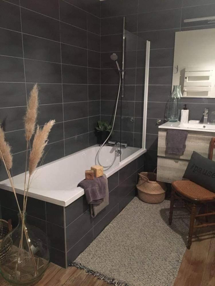Bathroom, Bath