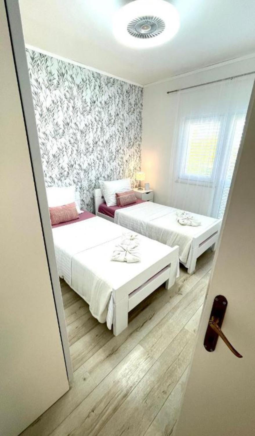 Apartment for 6 + free parking place Apartment in Zadar