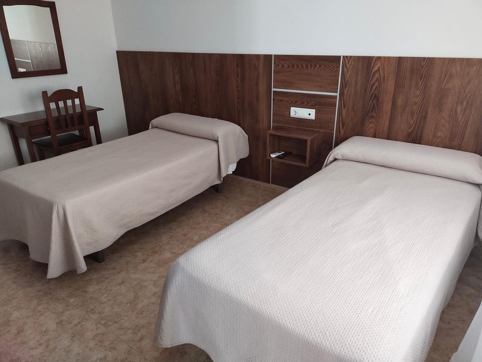 Hostal El Polígono Bed and Breakfast in Andalusia