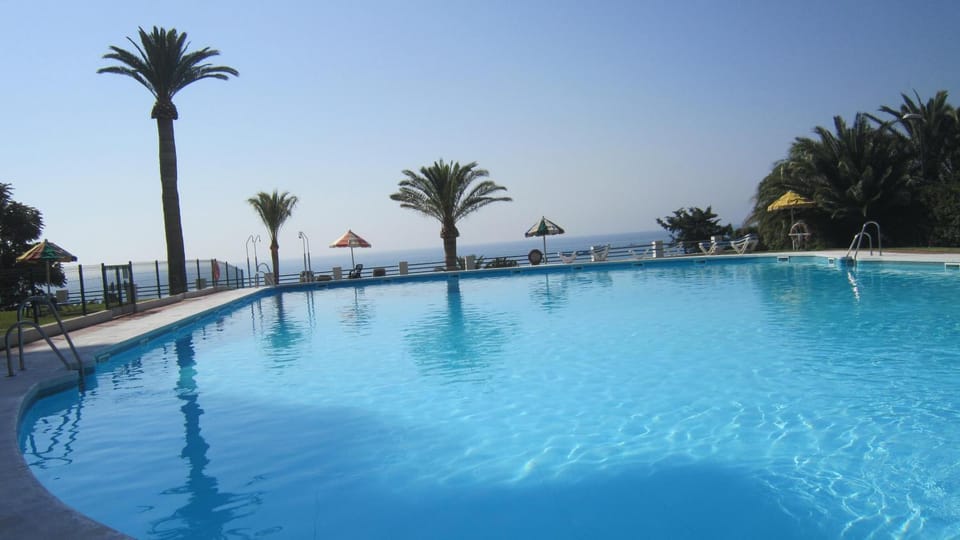 Pool view, Swimming pool, Swimming pool