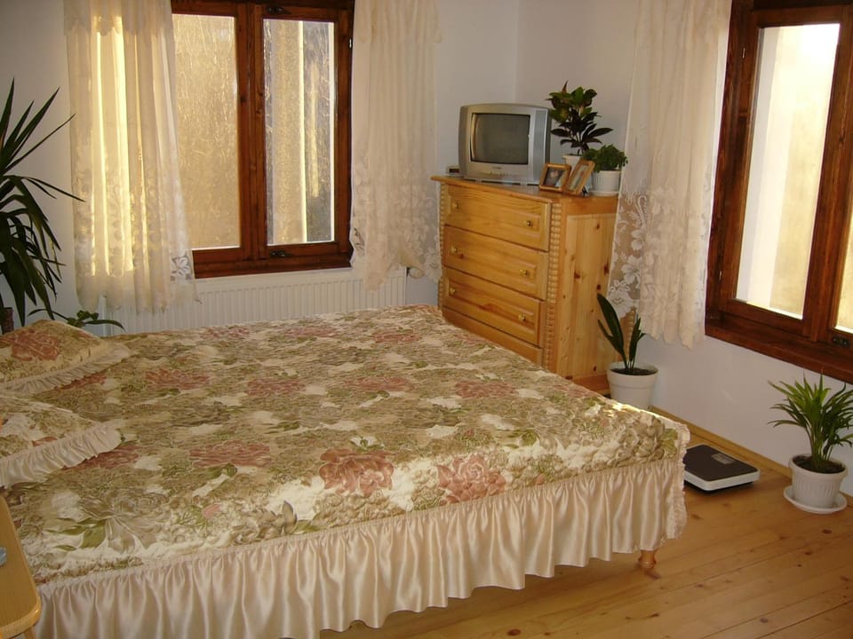 Къща под наем PETROVA Bed and Breakfast in Ruse, Bulgaria