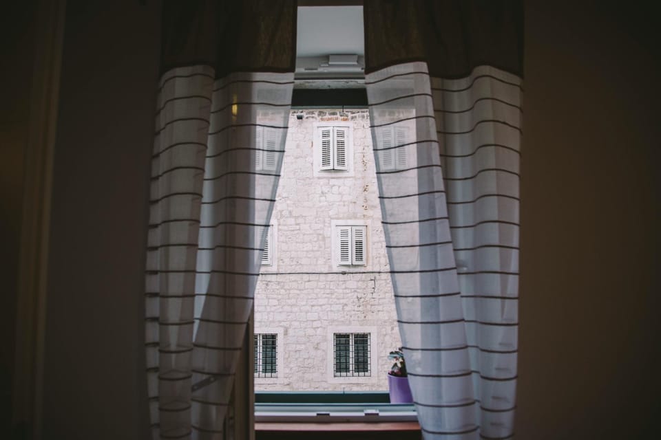 5 minutes walk ART Apartment in Split
