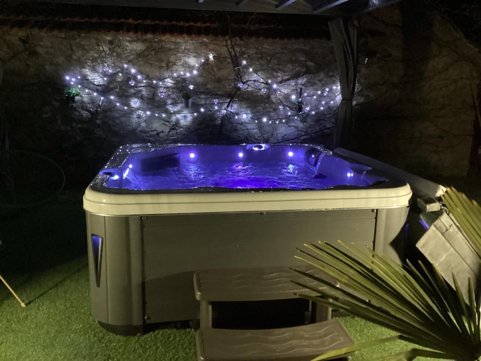 Hot Tub