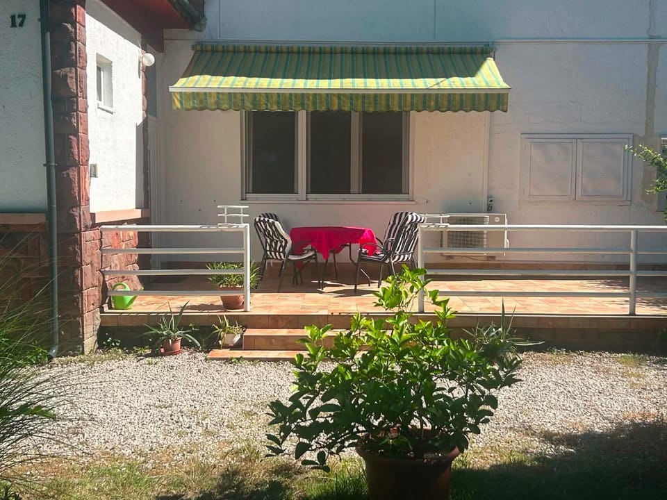 Honvéd n1. apartman Apartment in Hungary