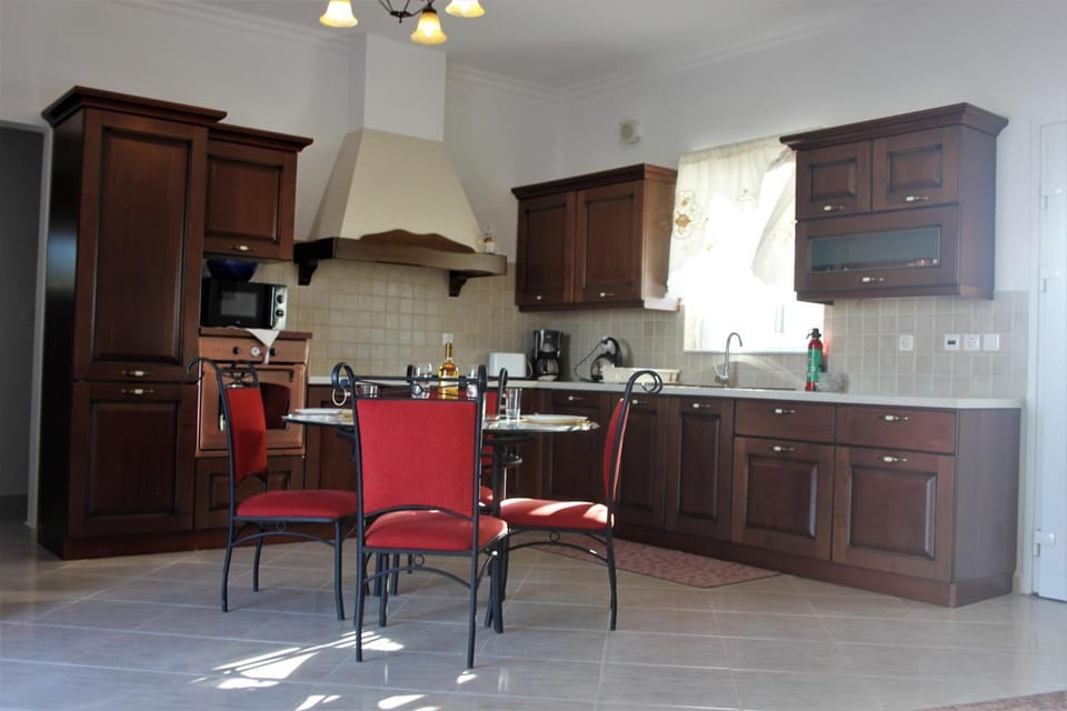 Evans Villa House in Karpathos, 857 00, Greece