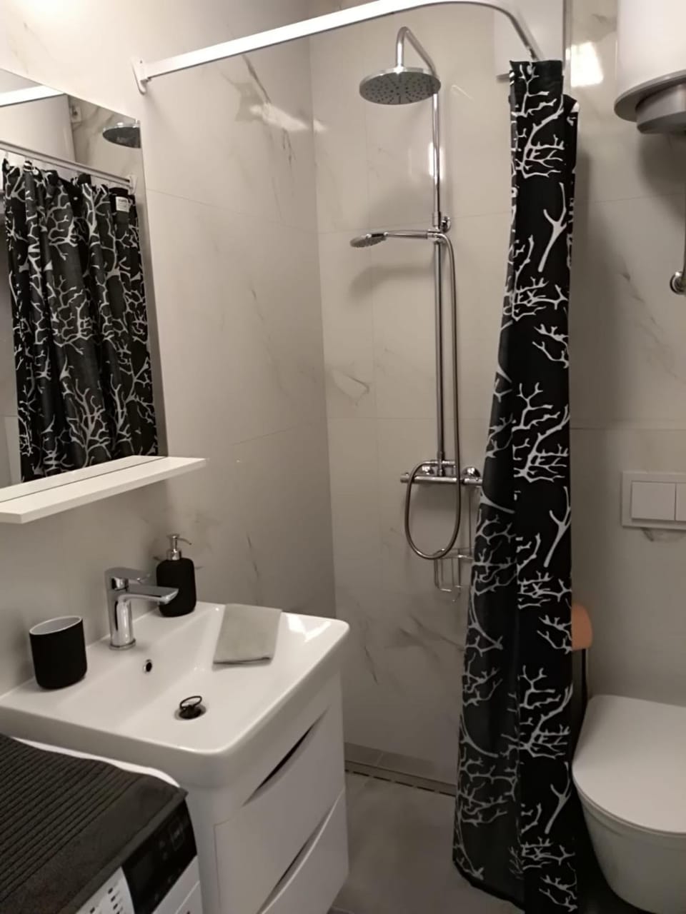 Shower, Toilet, Bathroom