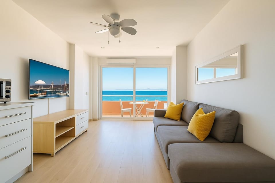 TV and multimedia, Living room, Sea view
