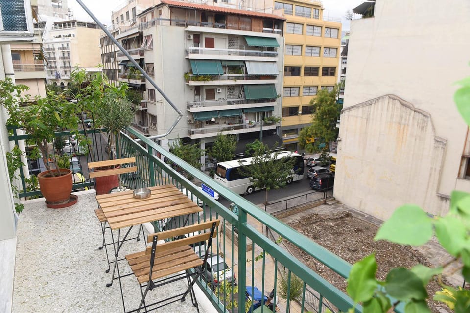 Balcony/Terrace, Balcony/Terrace, City view, Landmark view, Street view, Quiet street view