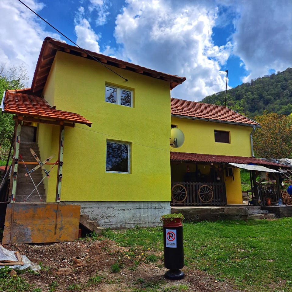 STD "Vila Bor" Bed and Breakfast in Serbia