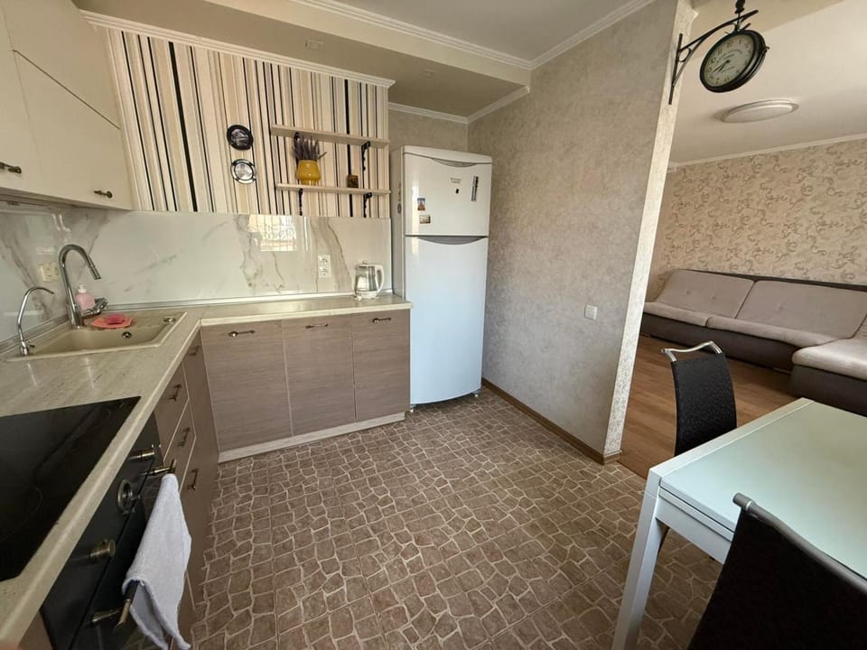Kitchen or kitchenette, oven, stove