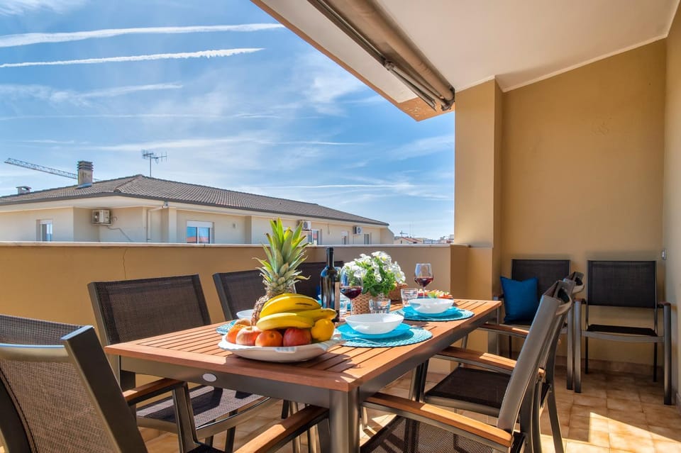 Balcony/Terrace, Balcony/Terrace