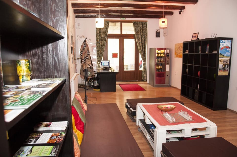 Communal lounge/ TV room, Game Room, TV and multimedia, Lobby or reception