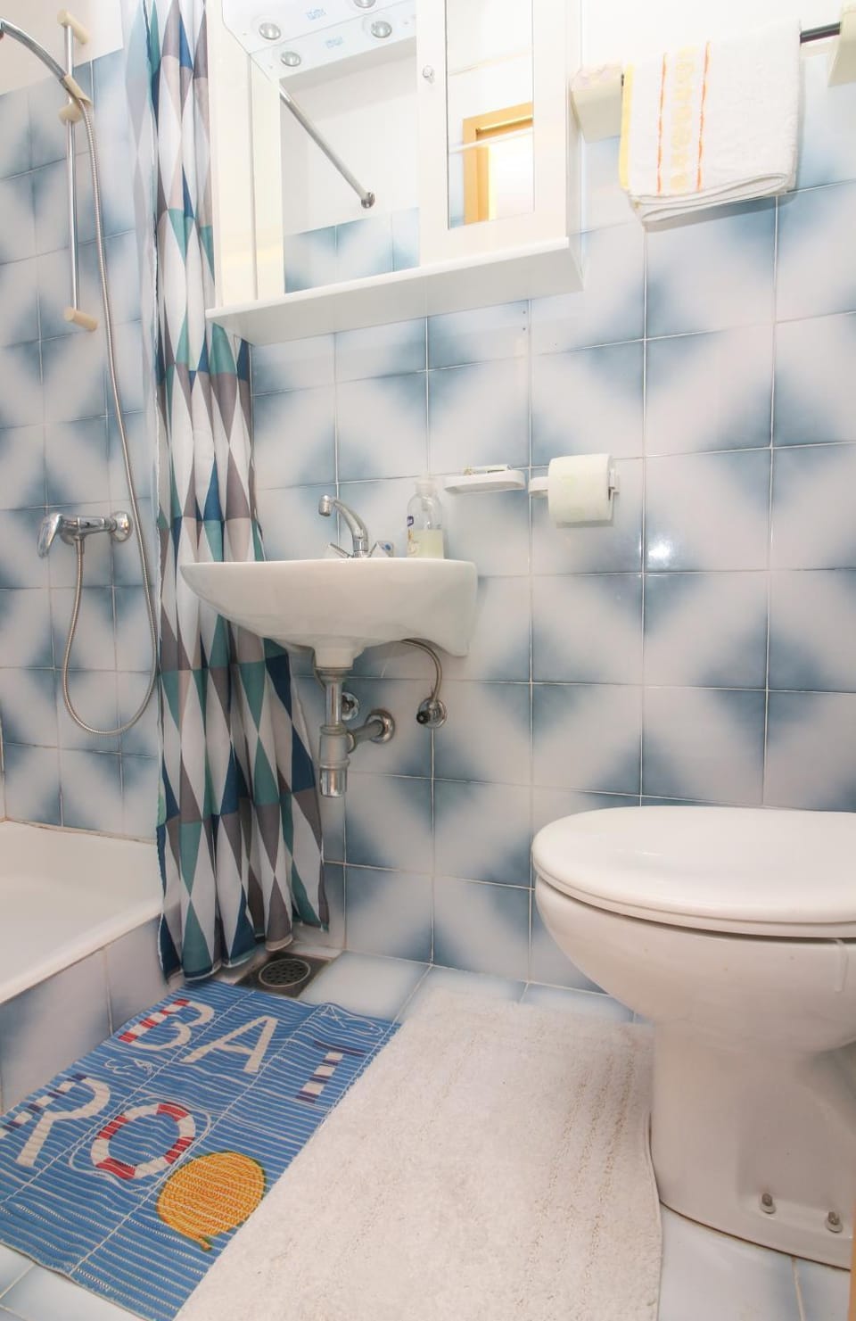 Shower, Toilet, Bathroom