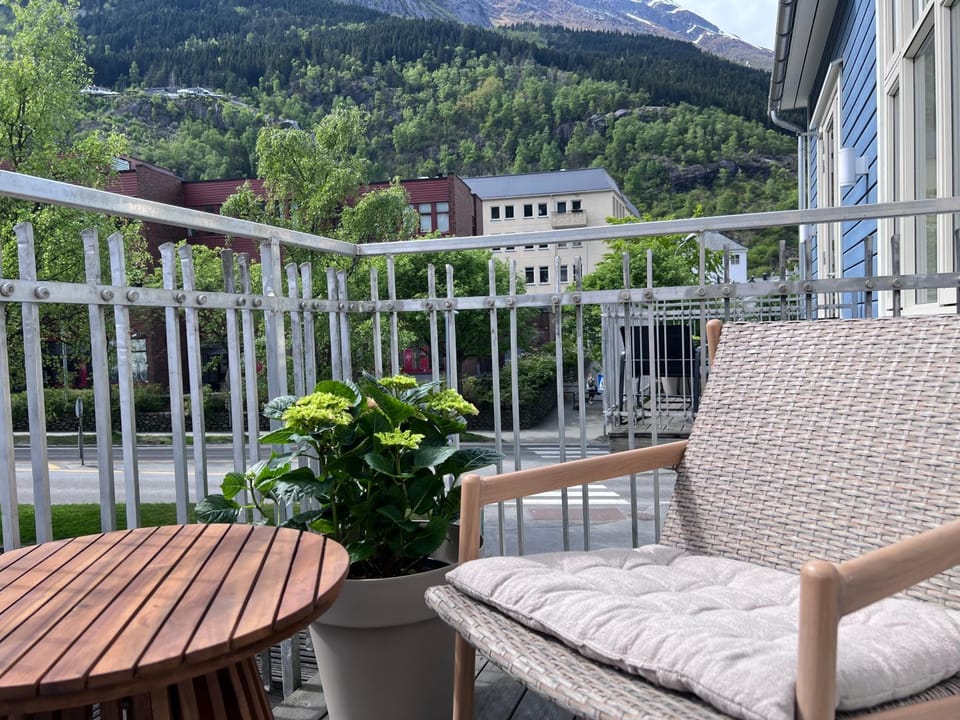 Natural landscape, View (from property/room), Balcony/Terrace, Mountain view