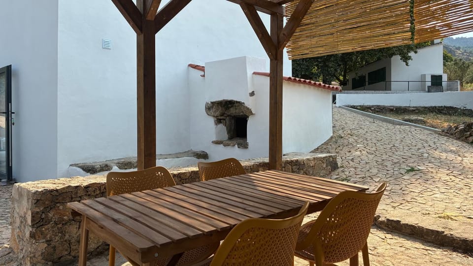Off site, Balcony/Terrace, Dining area