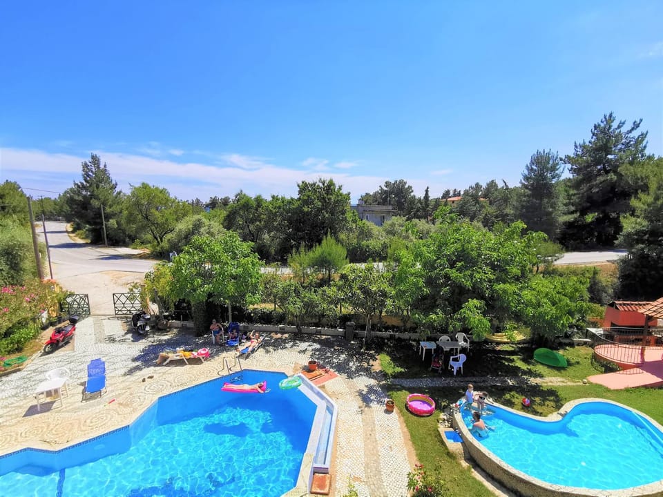 Pool view, Swimming pool
