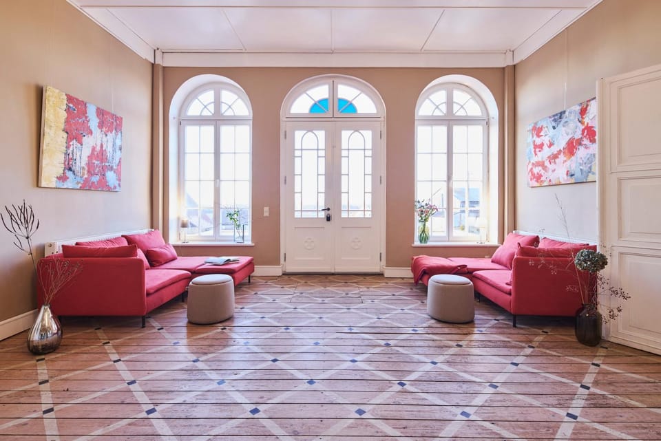 Communal lounge/ TV room, Seating area