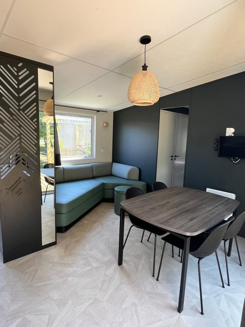 Camping-Caravaning de la Mollière Campground/ 
RV Resort in Hauts-de-France