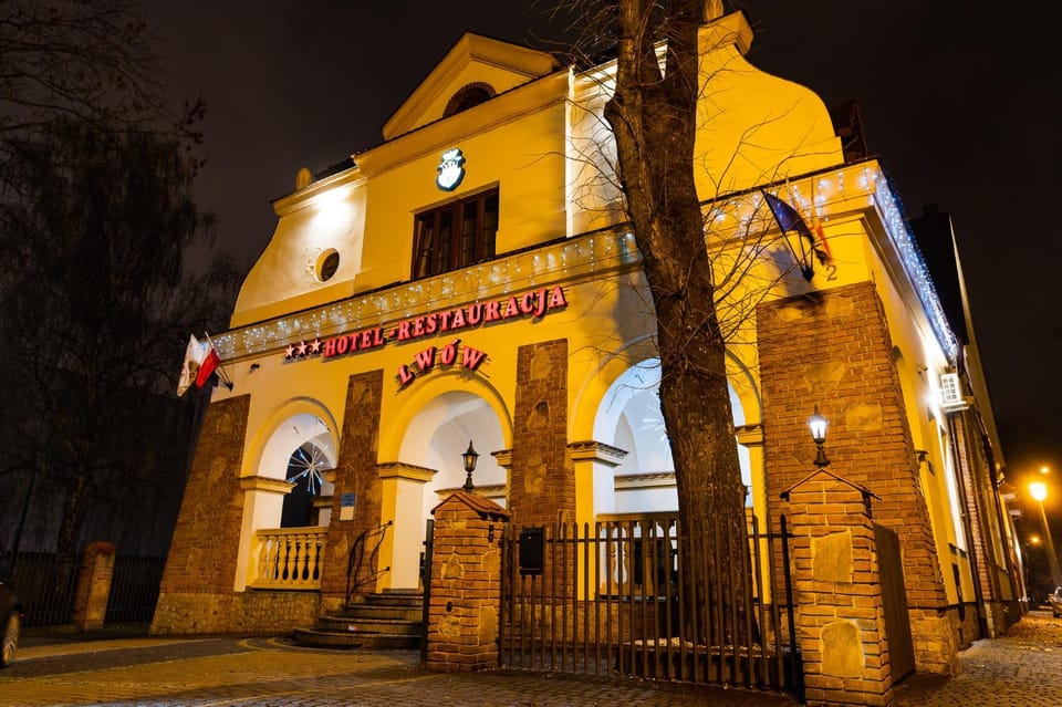 Property building, Night