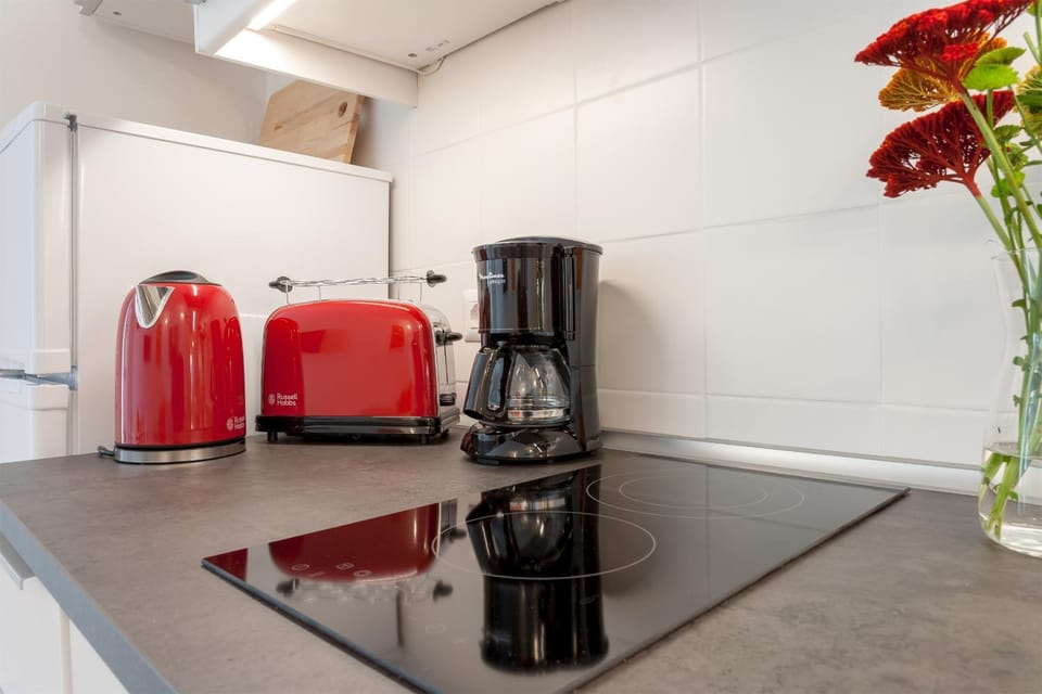 Coffee/tea facilities, Kitchen or kitchenette