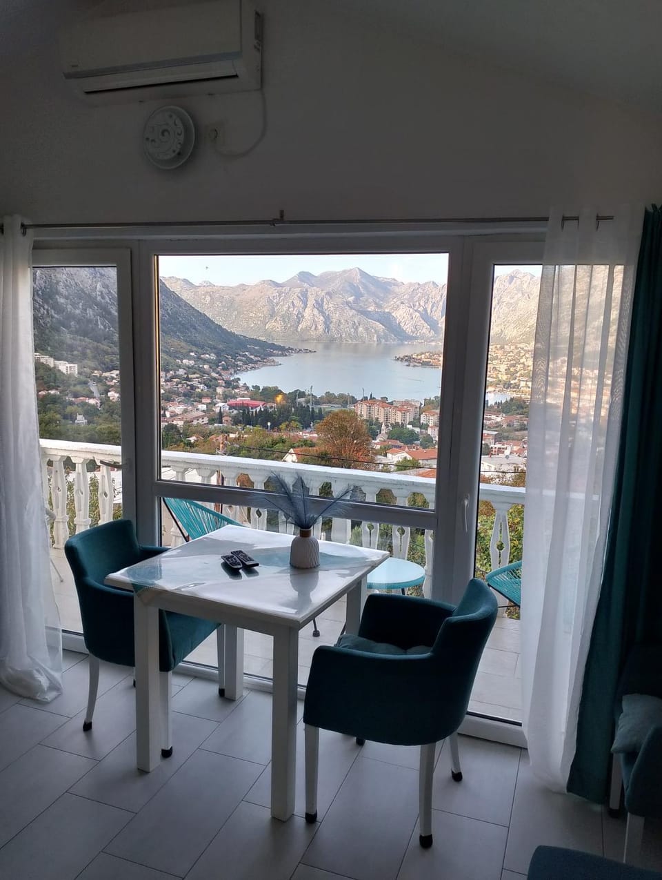 Beautiful view Apartment in Kotor Municipality