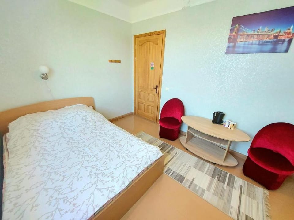 Bed, Decorative detail, Time of day