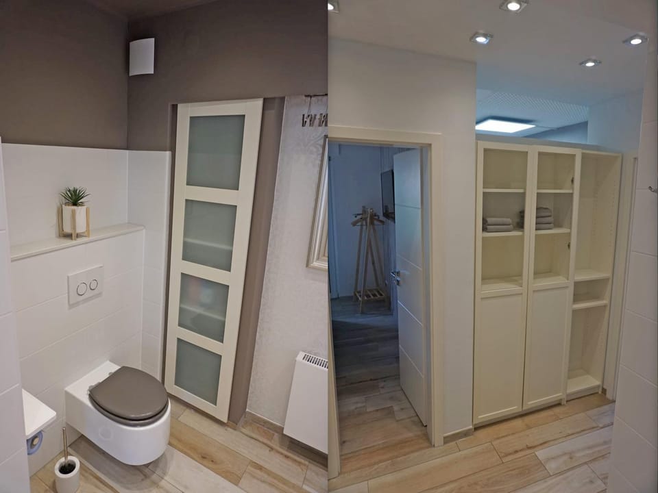 Toilet, Bathroom