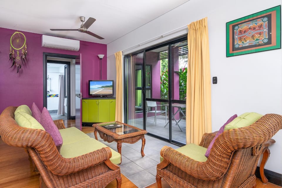 Dreamcatcher Beach-Side Apartments Apartment hotel in Port Douglas