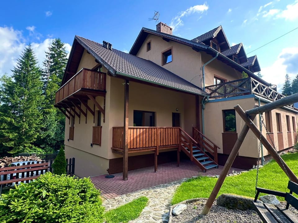 Willa Luna Cisza Spokój Śniadania Szybki Internet Smart Tv Bed and Breakfast in Lower Silesian Voivodeship