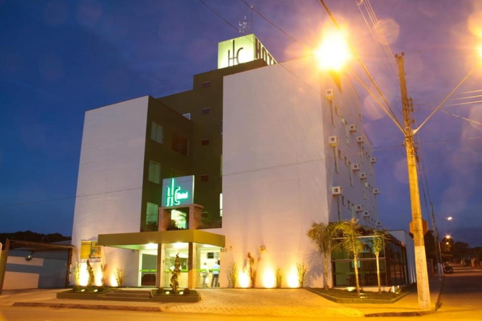 Facade/entrance, Night