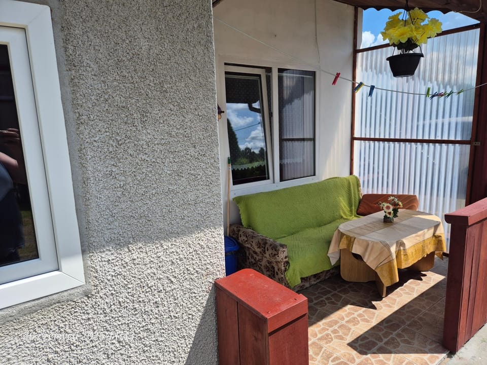 Patio, Seating area