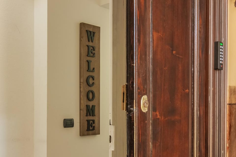 Facade/entrance, Text overlay