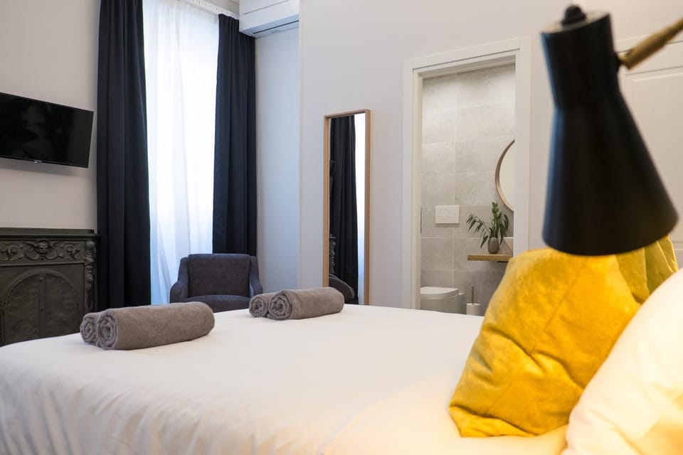 The Gallery 42 Guest House Bed and Breakfast in Florence