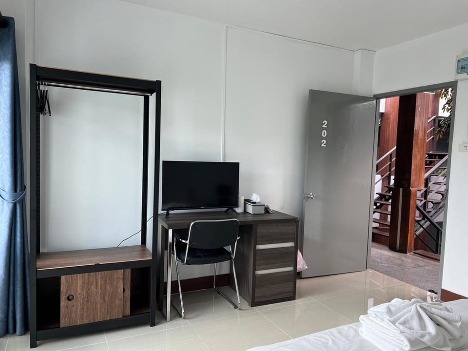 TV and multimedia, wardrobe
