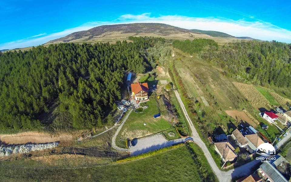 Pensiunea Armonia Bed and Breakfast in Cluj County