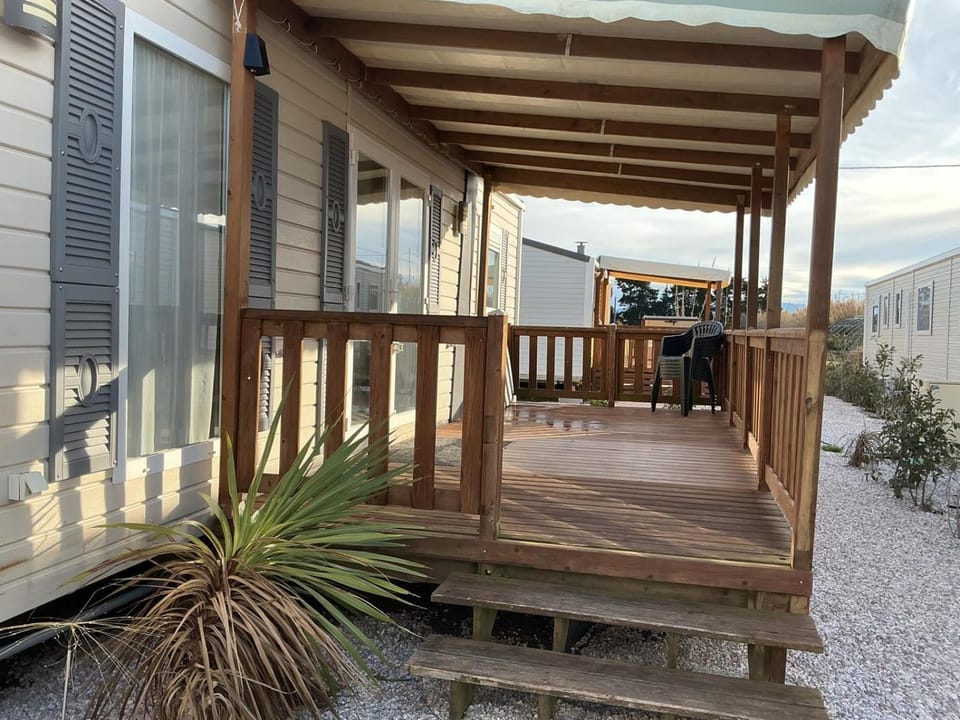 Balcony/Terrace, Balcony/Terrace