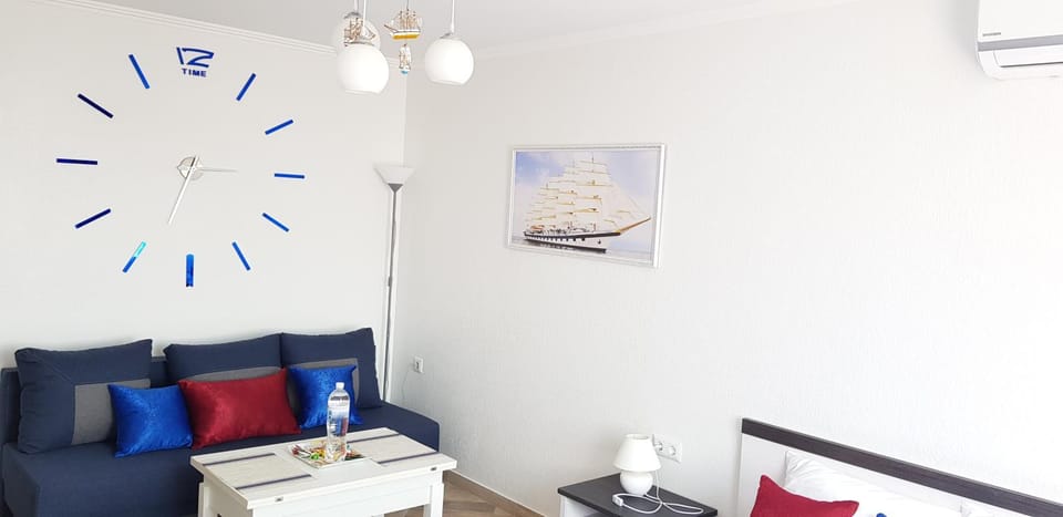 7 DAYS Apartments Апартаменты в Затоке Apartment in Odessa Oblast