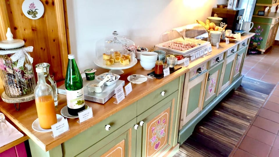 Food, Breakfast, Buffet breakfast