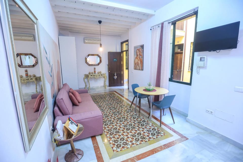 Malaga Dreams Oldtown FREE PARKING by Easytrip Apartment in Malaga