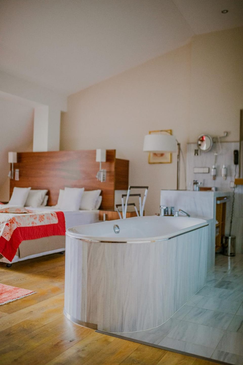 Bed, Photo of the whole room