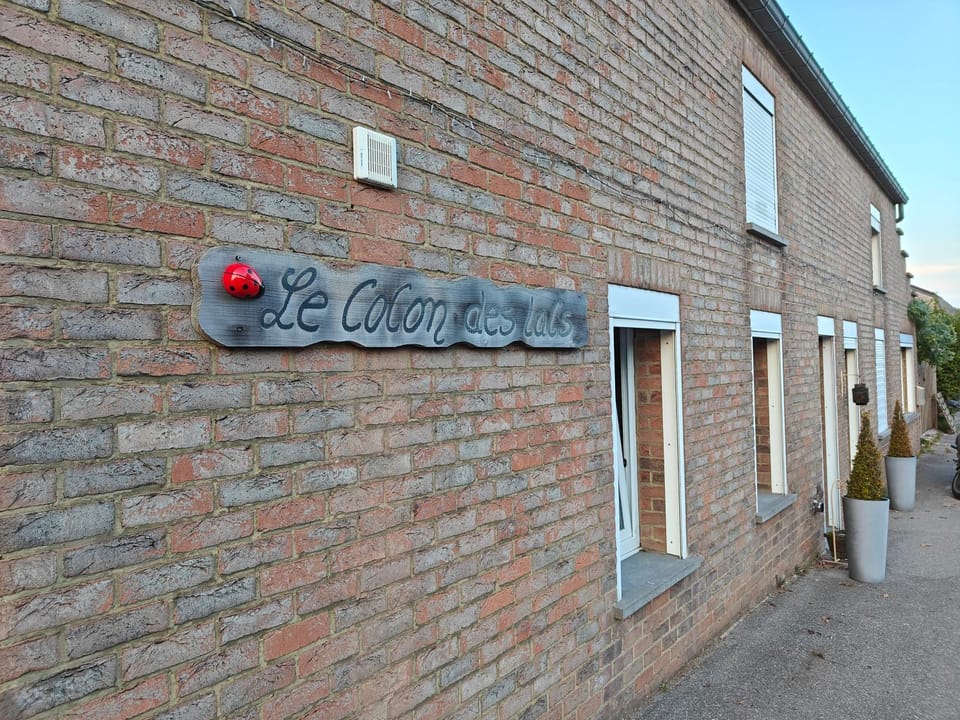 Property building, Property logo or sign, Street view