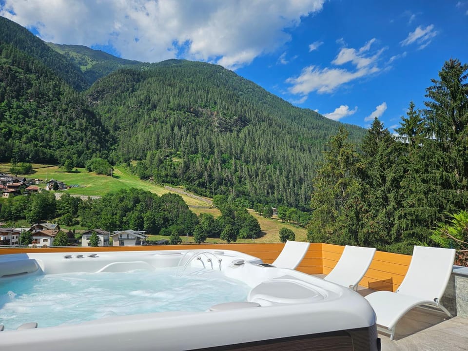 Garden, Open Air Bath