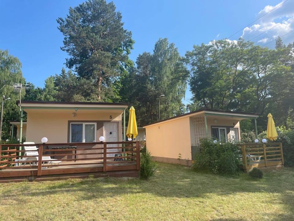 Ośrodek Wypoczynkowy Flora- Firlej Resort in Masovian Voivodeship